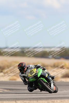 media/Nov-16-2025-Race Pace (Sun) [[8c5fa54630]]/Verified Riders/9-Turn 16 (150pm)/